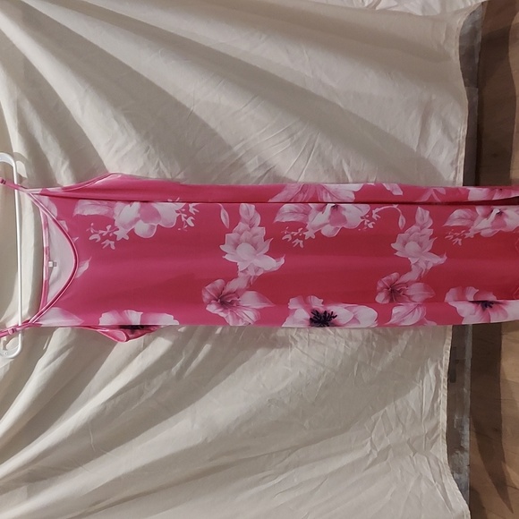 Pretty in Pink Adjustable Spaghetti Strap Maxi Dress with Floral Print Size 2x - Picture 2 of 8